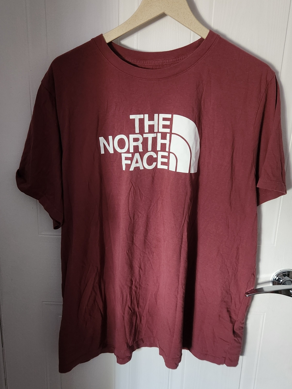 The North Face Men's Burgundy Logo Short Sleeve Tee